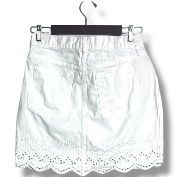 J. Crew White Denim Eyelet Hemline Detail Classic Preppy Feminine Mini Skirt - Picture 14 of 16
